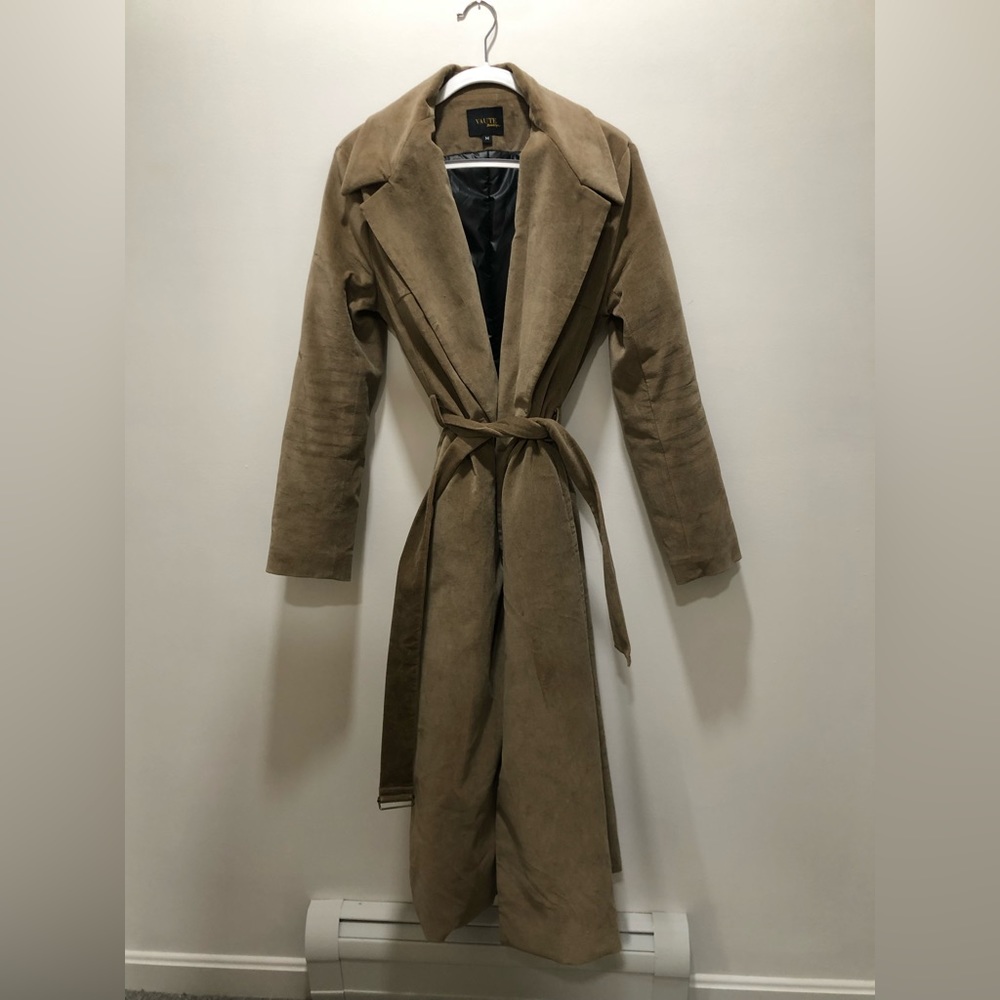 RARE — Vaute Vegan Camel/Tan Trench Coat